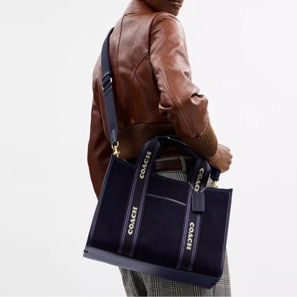 Coach NWT Midnight Blue Denim Canvas Smith Tote - Picture 4 of 5